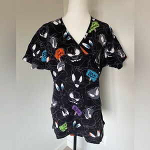 Looney Tunes Happy Halloween Theme Scrub Top - Size Medium - Black